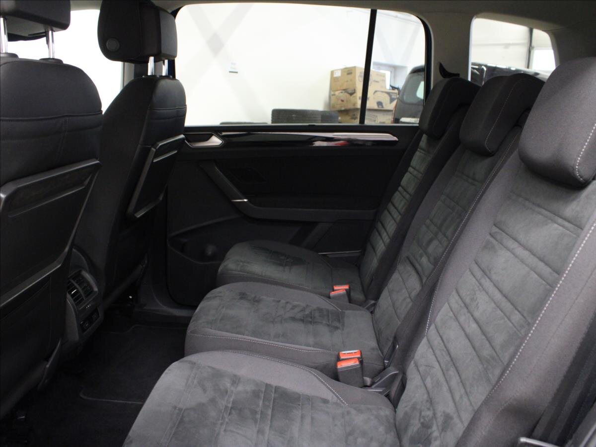 Volkswagen Touran SUV / Terénní 1,4 l 110 kw