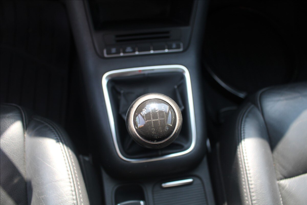 Volkswagen Tiguan Kombi 2,0 l 103 kw