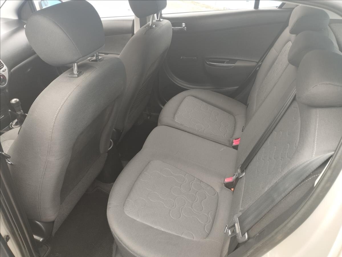 Hyundai i20 Hatchback 1,2 l 57 kw