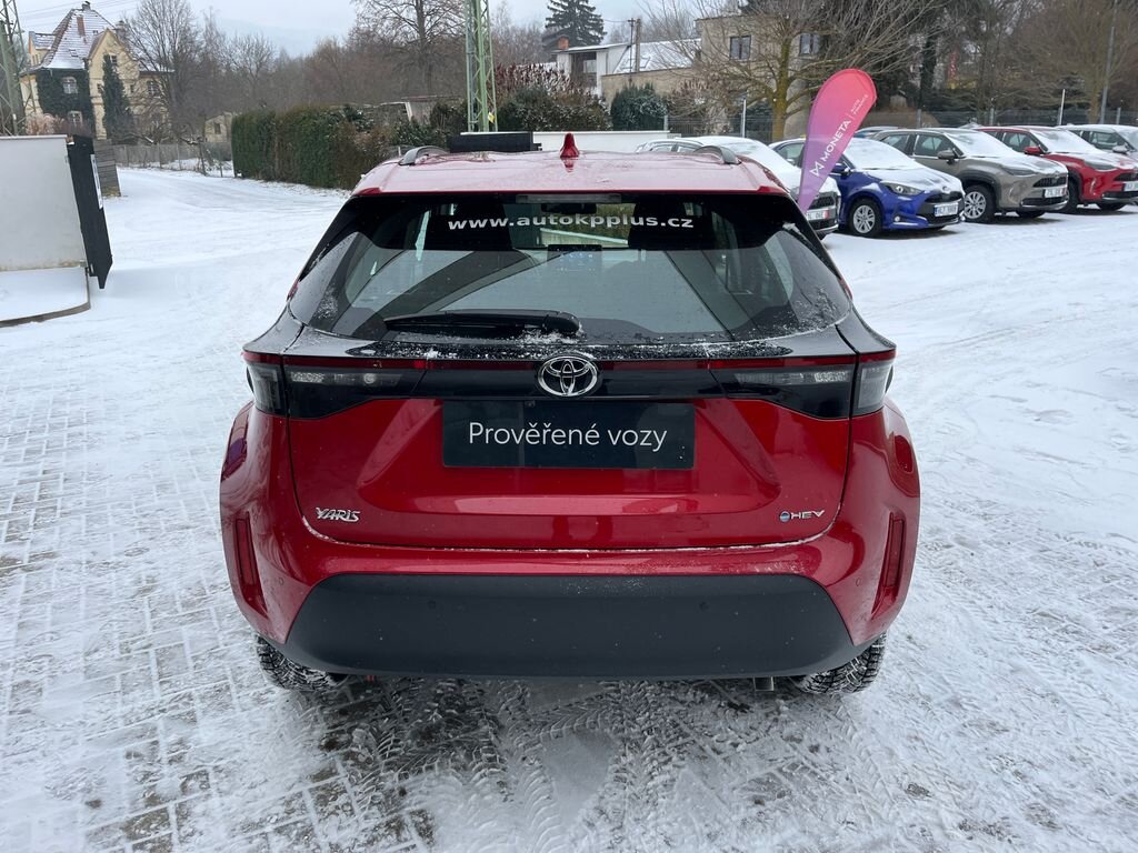 Toyota Yaris Cross SUV 1,5 l 68 kw