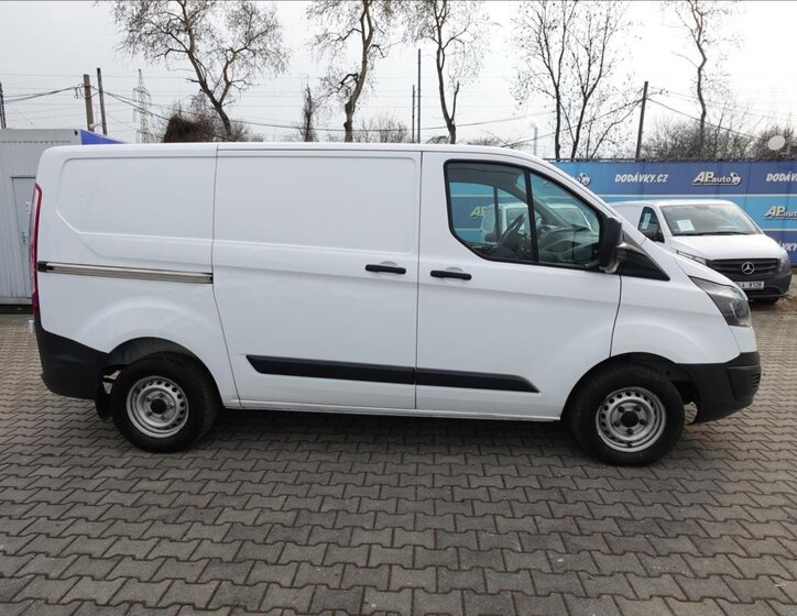 Ford Transit Custom Ostatní 2,0 l 77 kw