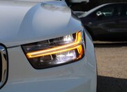 Volvo XC40 SUV / Terénní 2,0 l 140 kw