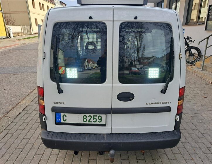 Opel Combo Skříň 1,2 l 55 kw