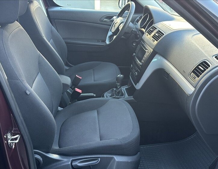 Škoda Yeti SUV / Terénní 1,4 l 90 kw