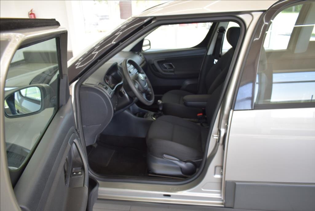 Škoda Roomster Kombi 1,2 l 63 kw