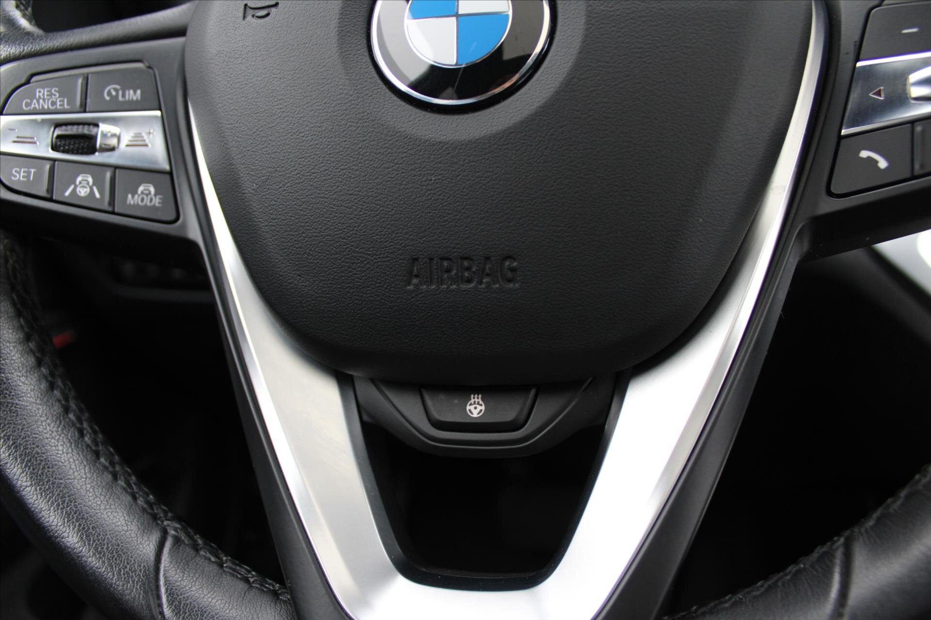 BMW Řada 3 Sedan / Limuzína 2,0 l 140 kw