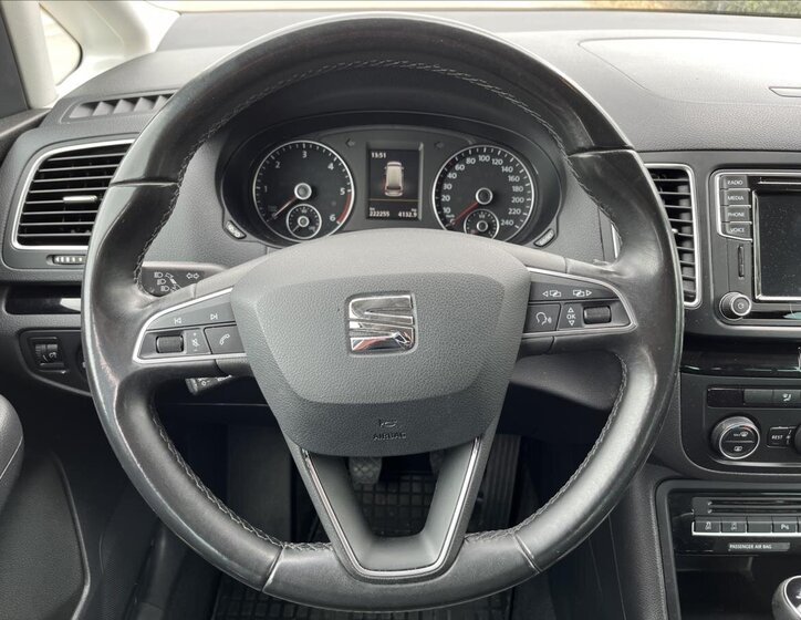 Seat Alhambra Kombi 2,0 l 110 kw