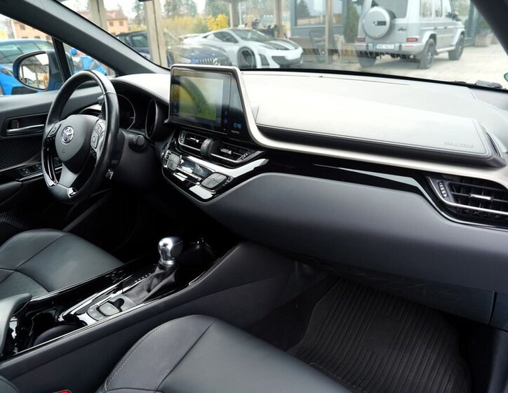 Toyota C-HR Hatchback 1,8 l 125 kw