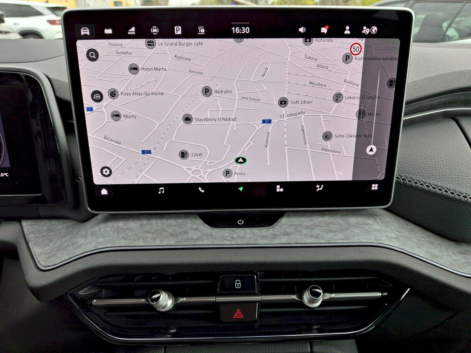 Škoda Kodiaq SUV / Terénní 1,5 l 150 kw