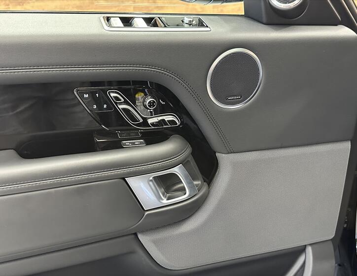 Land Rover Range Rover 9