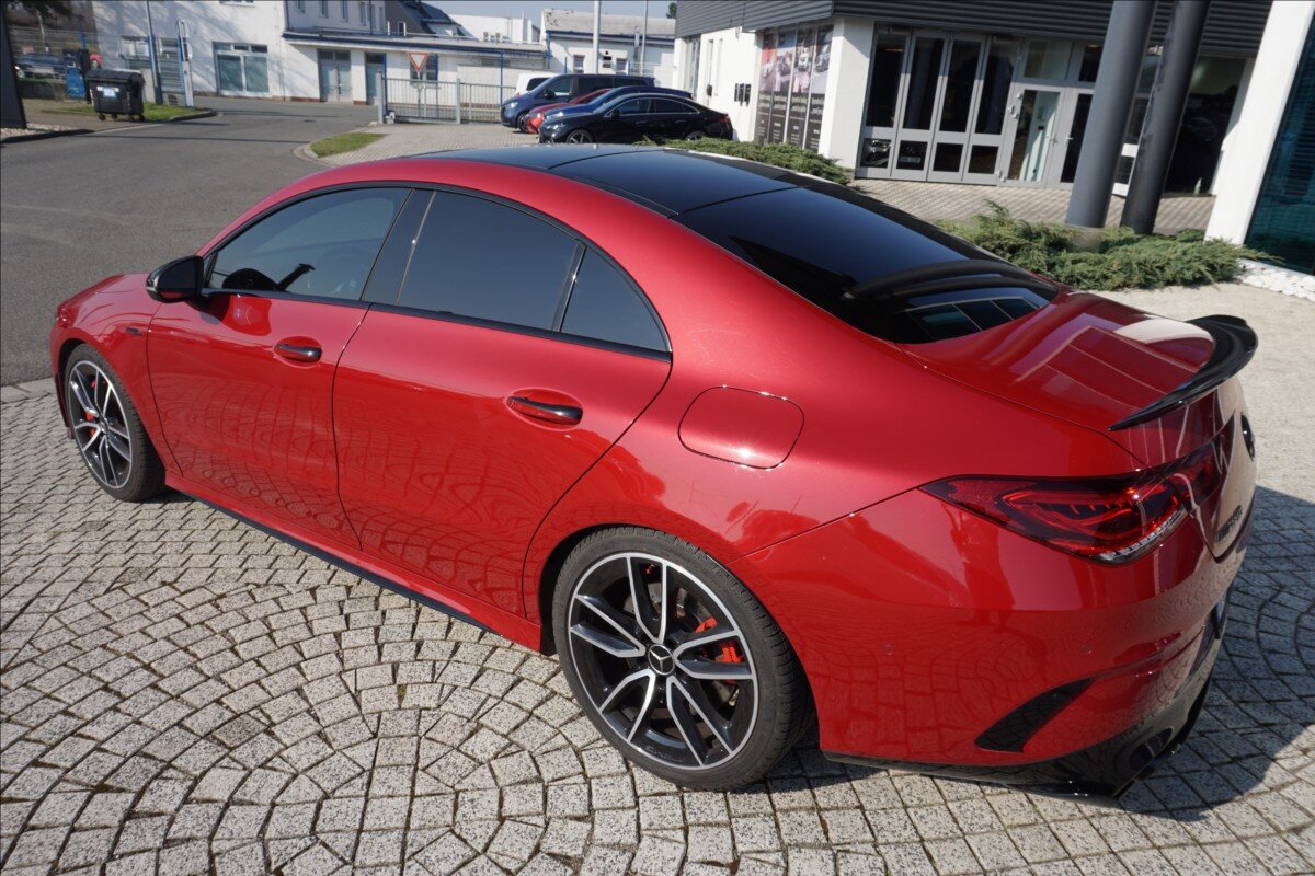 Mercedes-Benz CLA Kupé 2,0 l 225 kw