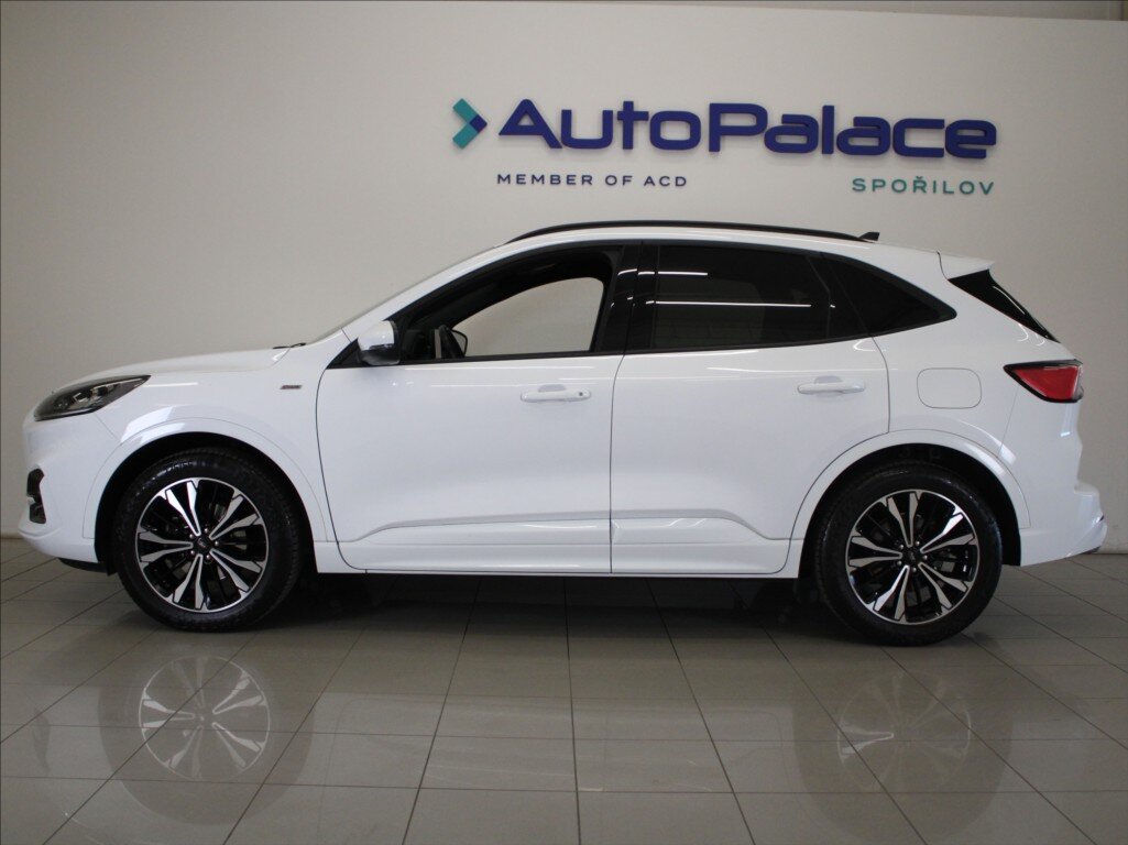 Ford Kuga SUV / Terénní 2,0 l 140 kw