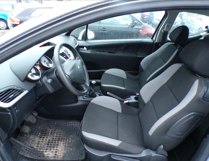 Peugeot 207 Hatchback 1,4 l 70 kw