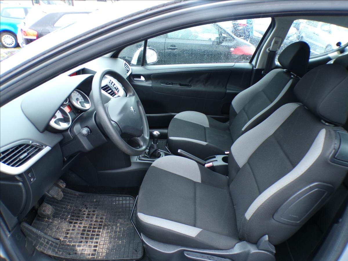 Peugeot 207 Hatchback 1,4 l 70 kw