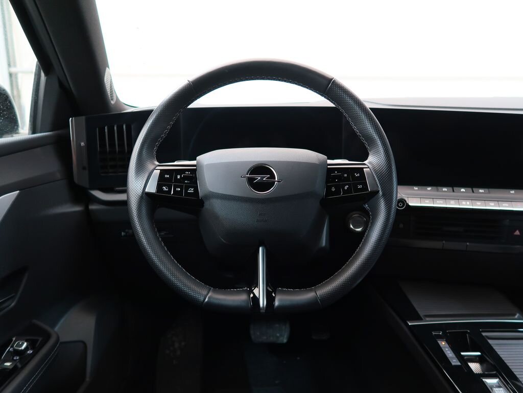 Opel Astra Hatchback 1,2 l 96 kw