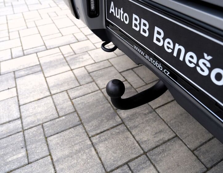 Mercedes-Benz Třídy G SUV / Terénní 4,0 l 368 kw