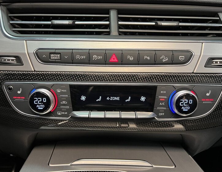 Audi SQ7 SUV 4,0 l 320 kw