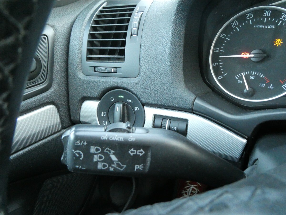 Škoda Octavia Kombi 2,0 l 103 kw