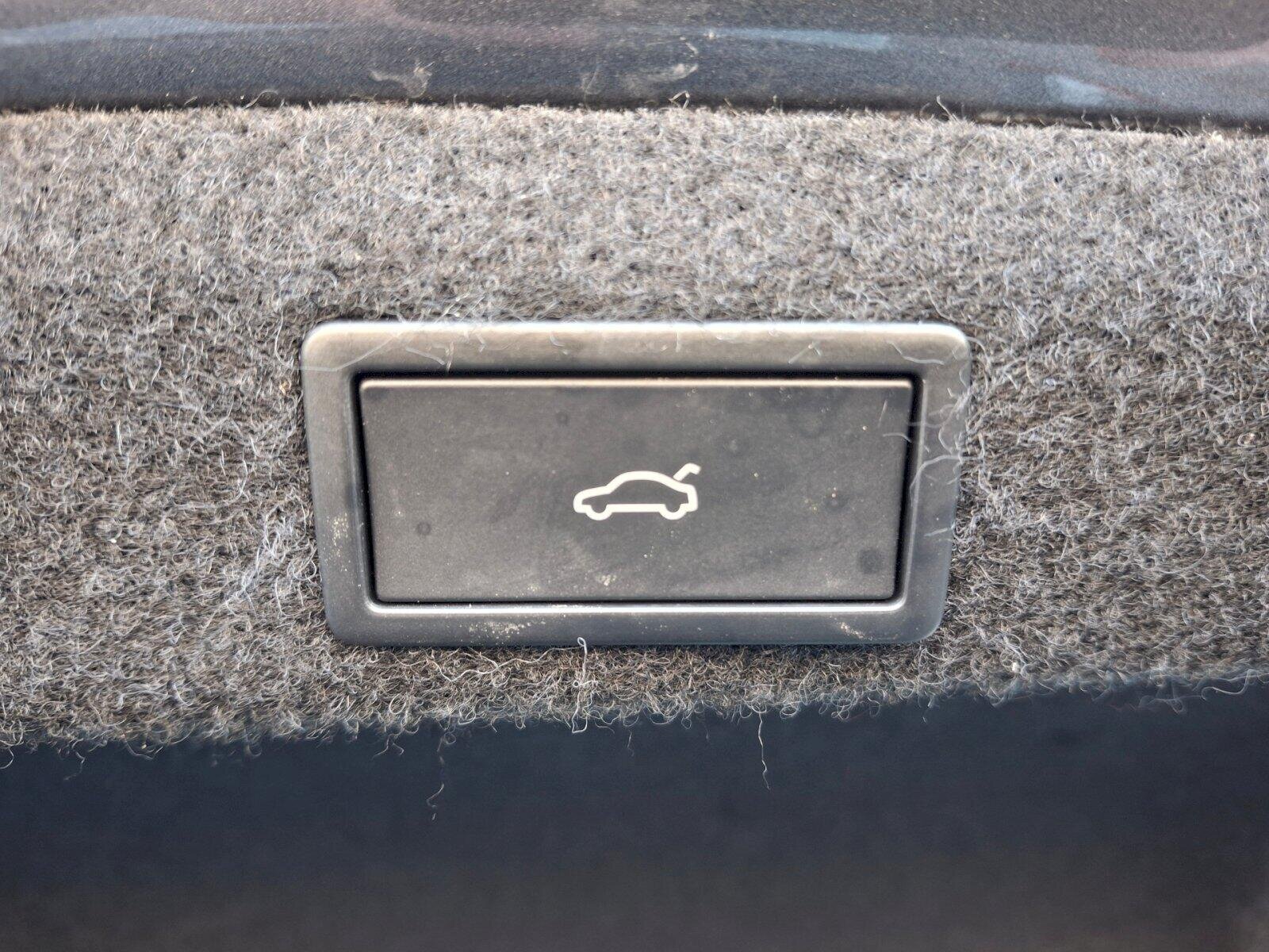 Škoda Octavia Sedan / Limuzína 1,5 l 110 kw