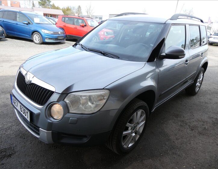 Škoda Yeti SUV / Terénní 1,8 l 118 kw