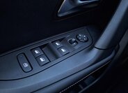 Peugeot 2008 SUV / Terénní 1,2 l 81 kw