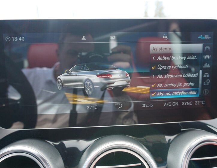 Mercedes-Benz Třídy C Kabriolet 2,0 l 190 kw