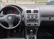 Volkswagen Touran 9