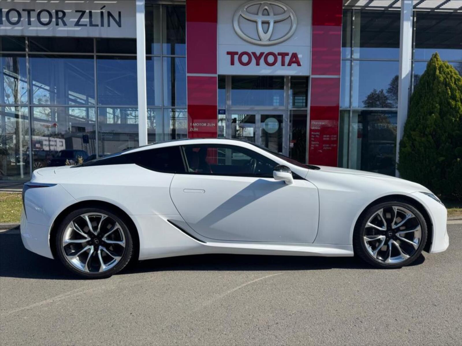 Lexus LC 500h 2
