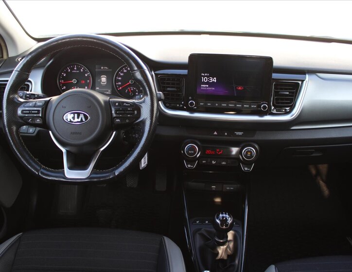 KIA Stonic Hatchback 1,2 l 61 kw