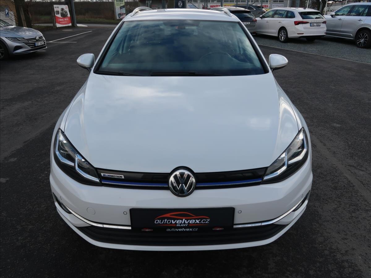 Volkswagen Golf Kombi 1,5 l 96 kw