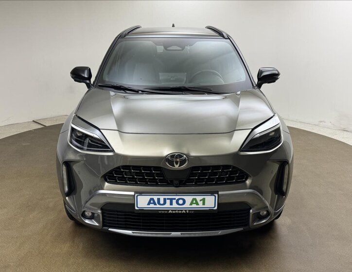 Toyota Yaris Cross 2