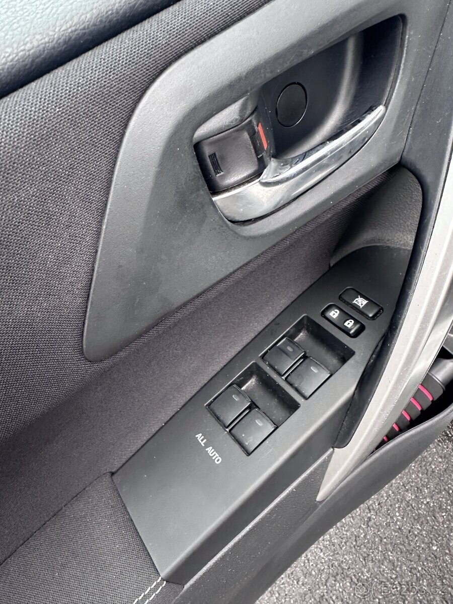 Toyota Auris Kombi 0,0 0