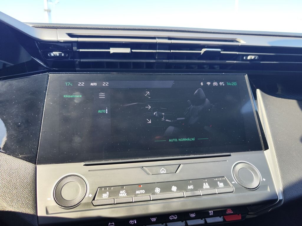 Peugeot 308 Kombi 1,2 l 96 kw