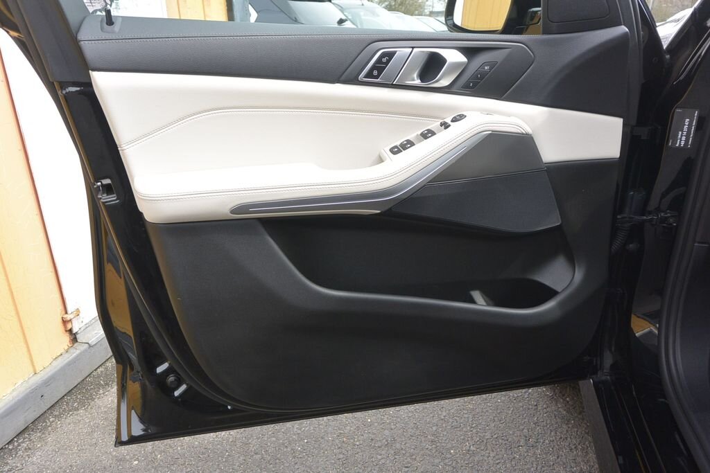 BMW X5 SUV / Terénní 3,0 l 250 kw