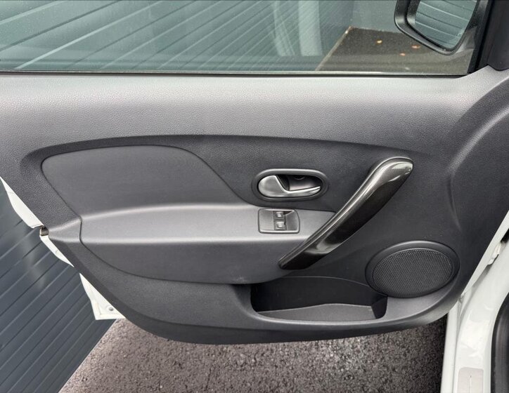 Dacia Logan Kombi 999,0 54 kw