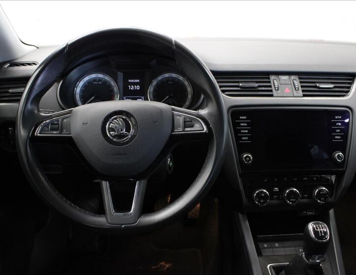 Škoda Octavia 27
