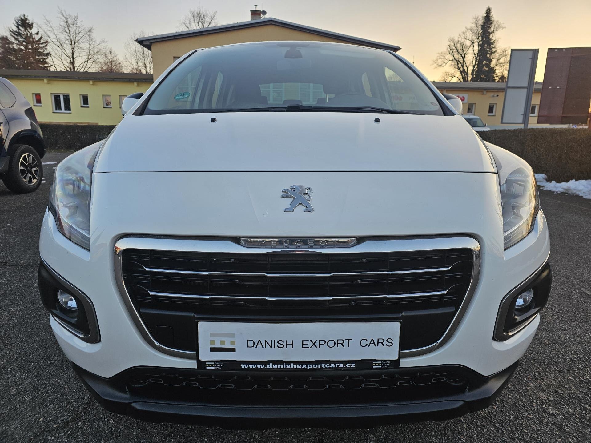 Peugeot 3008 SUV 1,2 l 96 kw