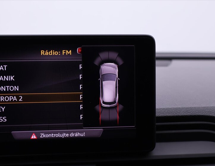 Audi Q5 SUV / Terénní 2,0 l 140 kw