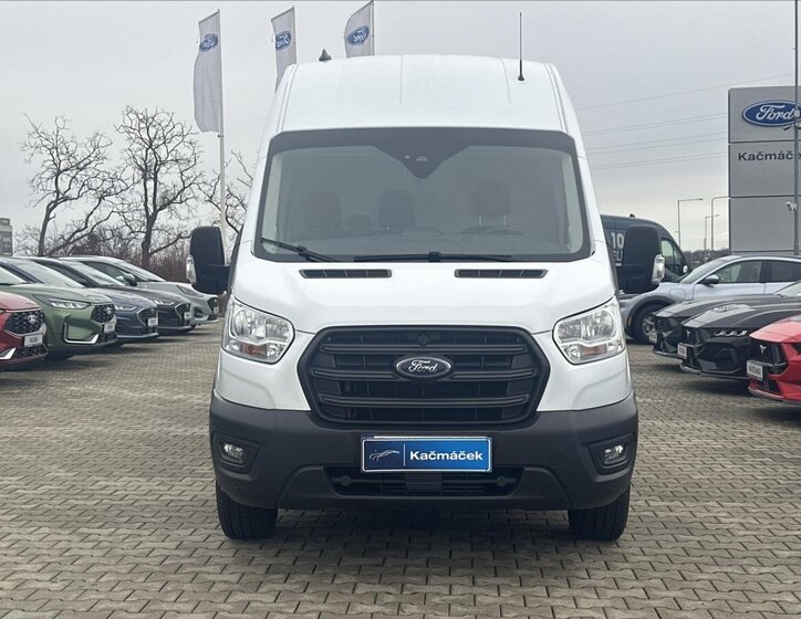 Ford Transit 8
