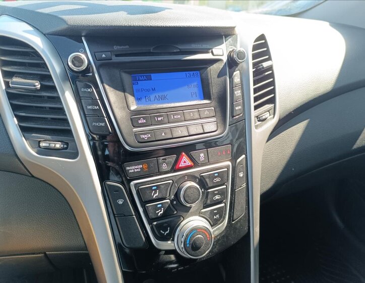 Hyundai i30 Kombi 1,6 l 88 kw