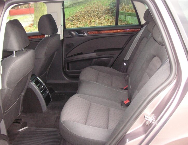 Škoda Superb Kombi 2,0 l 103 kw