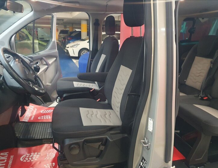 Ford Tourneo Custom Kombi 2,2 l 92 kw