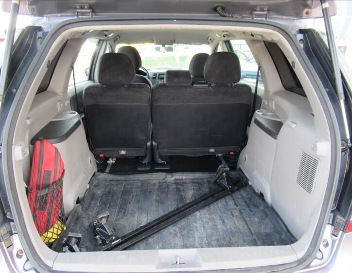 Mitsubishi Grandis 22