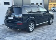 Mitsubishi Outlander SUV / Terénní 2,3 l 130 kw