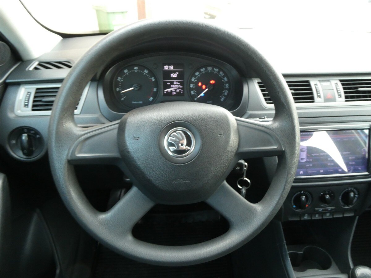 Škoda Rapid Liftback 1,2 l 63 kw