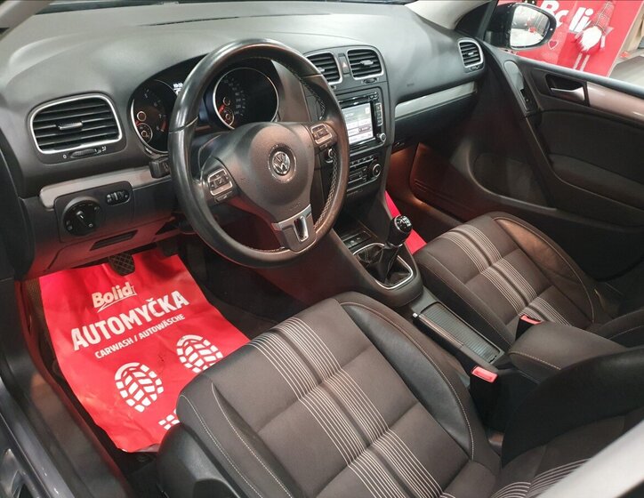 Volkswagen Golf 8