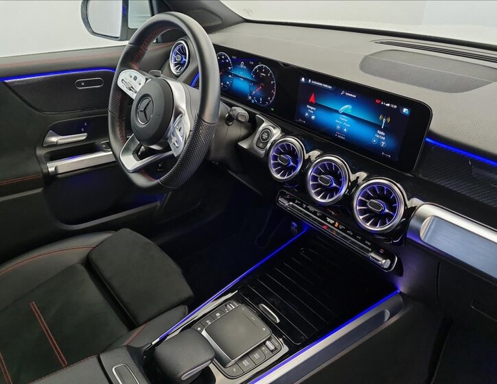 Mercedes-Benz GLB 18