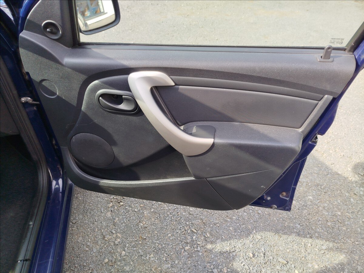 Dacia Sandero Hatchback 1,1 l 55 kw