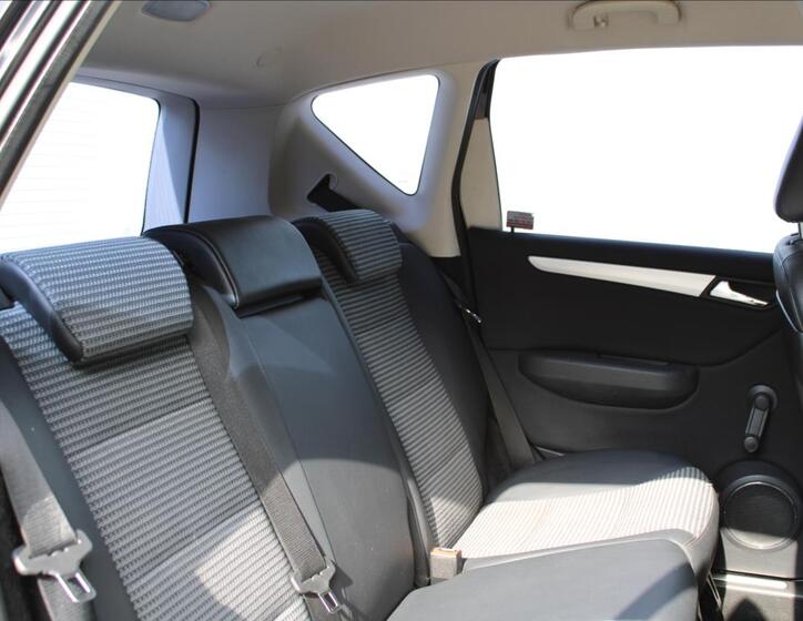 Mercedes-Benz Třídy A 28