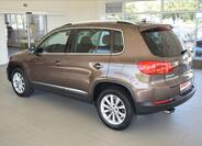 Volkswagen Tiguan 8
